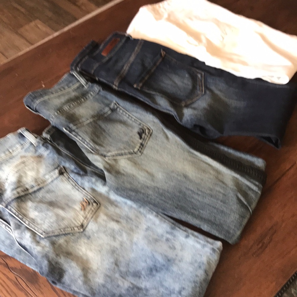 Lot of 4 jeans